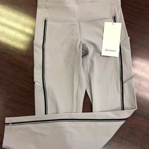 Lululemon Speed Up Tight 28” Size 6